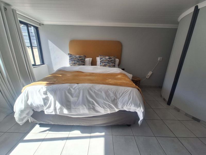5 Bedroom Property for Sale in Seemeeu Park Western Cape